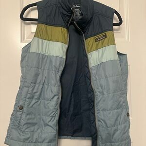 LL Bean Women's Mountain Classic Puffer Vest, Colorblock